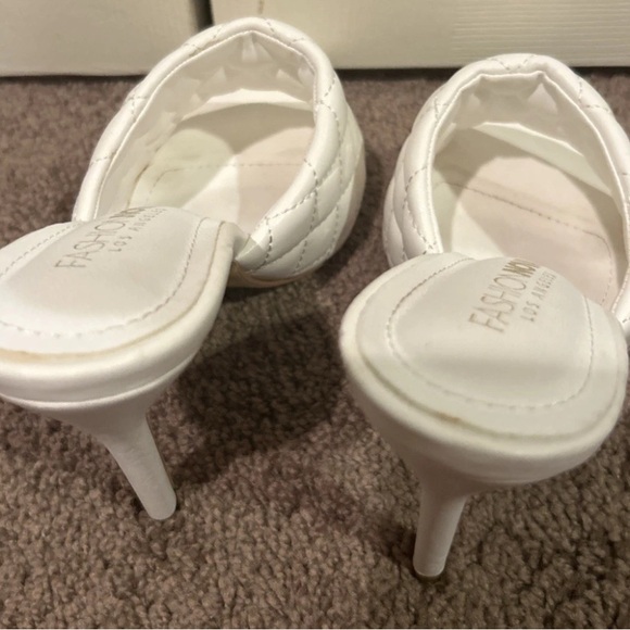 Fashion Nova White Quilted Sandals sz 6.5 heels sandals - Picture 4 of 4